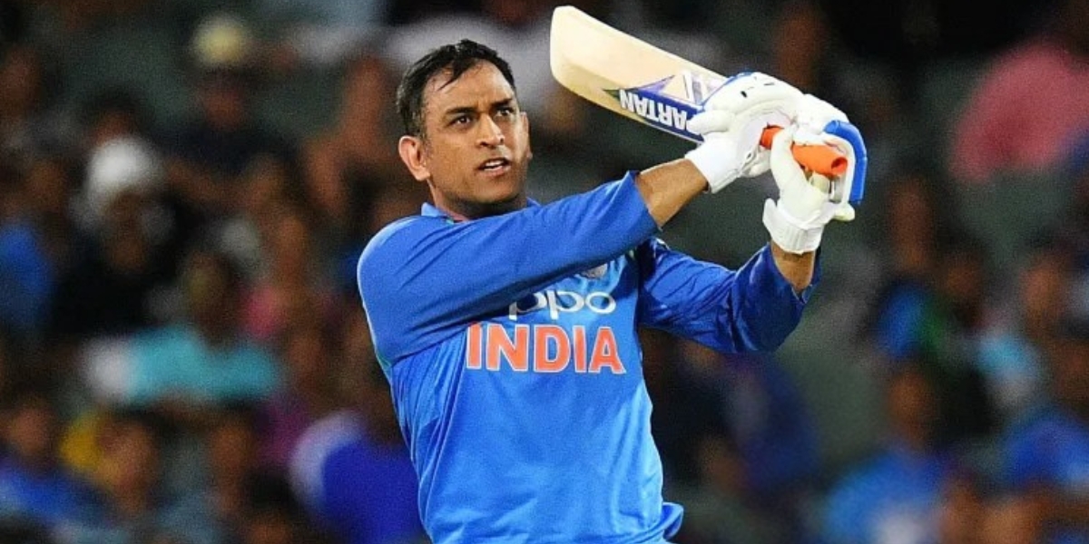 MS Dhoni Biography – Life & Cricket Journey