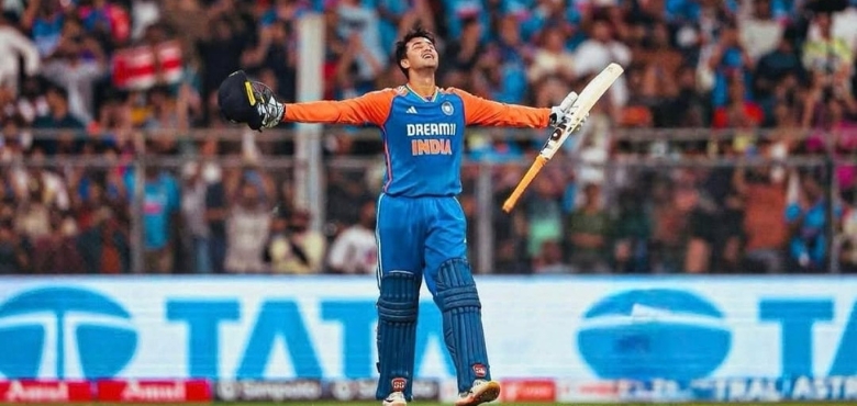 Abhishek Sharma Breaks Yuvraj Singh’s Record of Fastest 50 for India in T20Is Against Pakistan